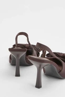 Escarpins À Bride Arrière Avec Nœud Surdimensionné À Talons Hauts