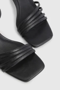Escarpins À Brides Asymétriques Et Petit Talon Bloc