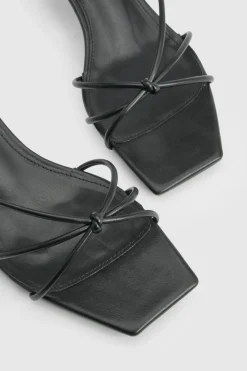 boohoo Escarpins à Brides avec Détail Nœud et Talon Aiguille Bas< Chaussures Festives|Chaussures À Talons
