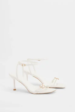 boohoo Escarpins À Brides Larges Avec Double Boucle< Chaussures Festives|Chaussures À Talons