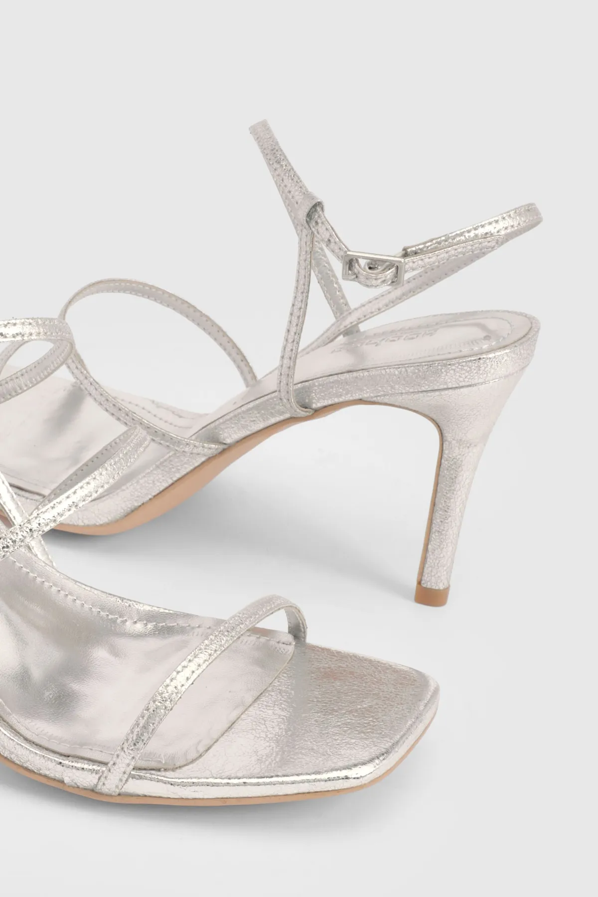 boohoo Escarpins À Brides Minimalistes Coupe Large Talon Stiletto Mi-haut< Chaussures Festives|Chaussures À Talons