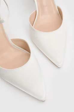 Escarpins De Mariée Megan En Satin À Boucle Ornée De Strass, Bride Bipartite Et Talon Aiguille Haut À Bout Pointu