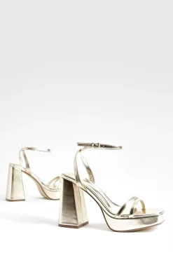 boohoo Escarpins Deux Parties À Plateforme Haute Et Multiples Brides Coupe Large< Chaussures Festives|Chaussures À Talons