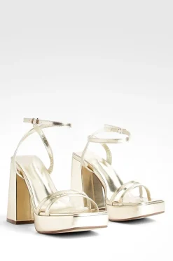 boohoo Escarpins Deux Parties À Plateforme Haute Et Multiples Brides Coupe Large< Chaussures Festives|Chaussures À Talons
