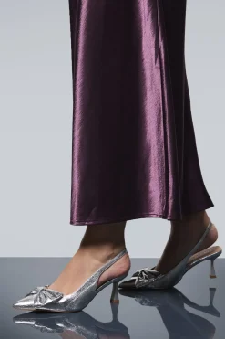 Oasis Escarpins Dora à Bride Arrière avec Nœud en Cuir Métallisé Synthétique et Talon Stiletto Moyen< Chaussures Festives|Chaussures À Talons