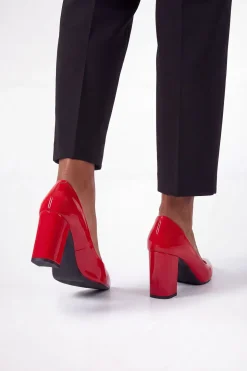 Escarpins Elaina À Talon Bloc En Synthétiquecuir