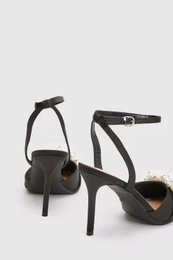Escarpins Hollie À Bride Arrière En Satin Avec Détails De Perles, Talon Aiguille Haut Et Chaussette De Confort Intégrée