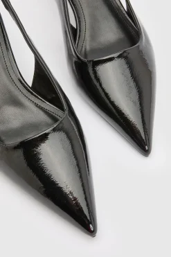 boohoo Escarpins À Petit Talon Et Bride Arrière En Synthétiquecuir Verni Coupe Large< Chaussures Festives|Chaussures À Talons