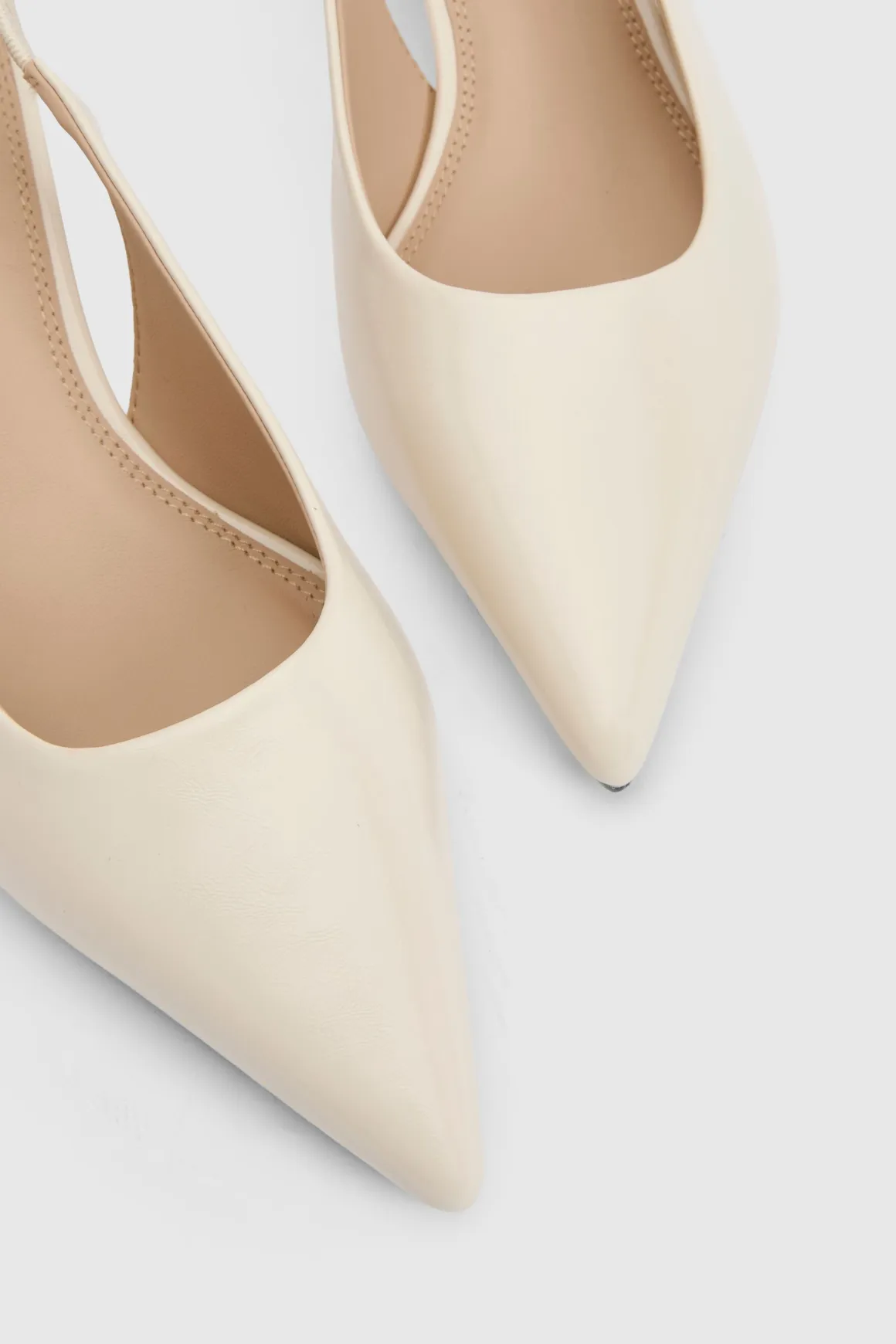 Escarpins Slingback À Bout Pointu Et Petit Talon