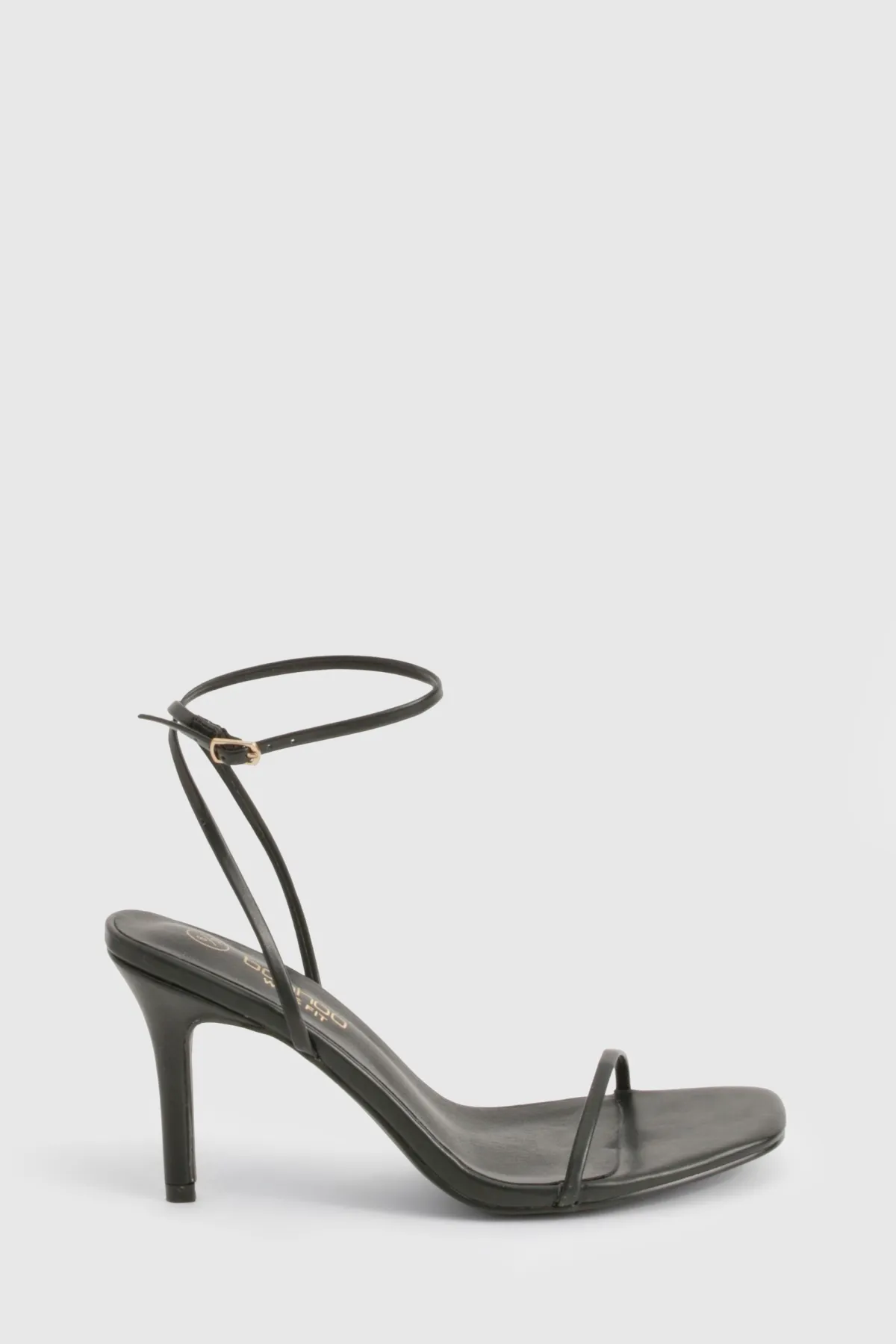 boohoo Escarpins stiletto à maintien large et design discret à talon bas< Chaussures Festives|Chaussures À Talons