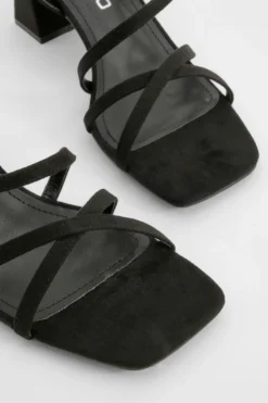 Escarpins À Talons Bloc Bas Et Brides Asymétriques