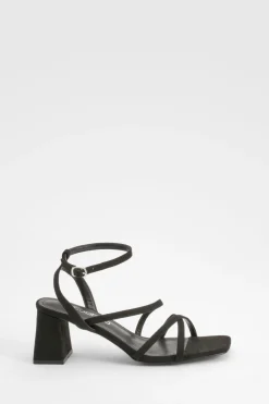 Escarpins À Talons Bloc Bas Et Brides Asymétriques