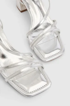 Escarpins À Talons Bloc Bas Métallisés À Brides Asymétriques