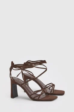 Escarpins À Talons Bloc Hauts En Synthétique Avec Lanières Et Liens À Nouer