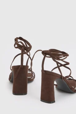 Escarpins À Talons Bloc Hauts En Synthétique Avec Lanières Et Liens À Nouer