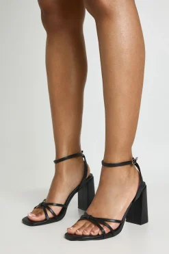 boohoo Escarpins À Talons Blocs Mi-hauts Avec Brides Croisées Coupe Large< Chaussures Festives|Chaussures À Talons