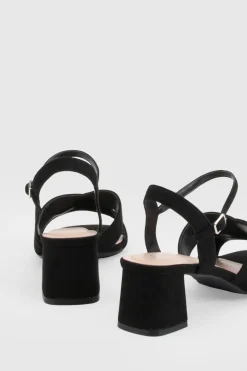 boohoo Escarpins À Talons Carrés Bas Avec Découpes Coupe Large< Chaussures Festives|Chaussures À Talons