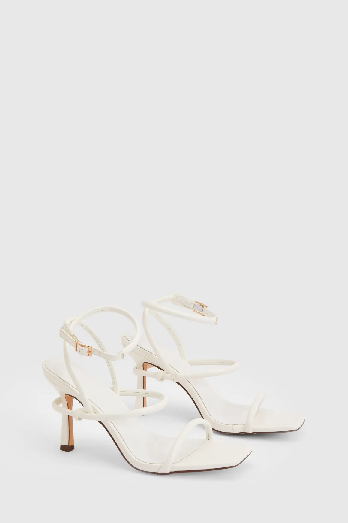 Escarpins À Talons Hauts Avec Brides Rembourrées Coupe Large