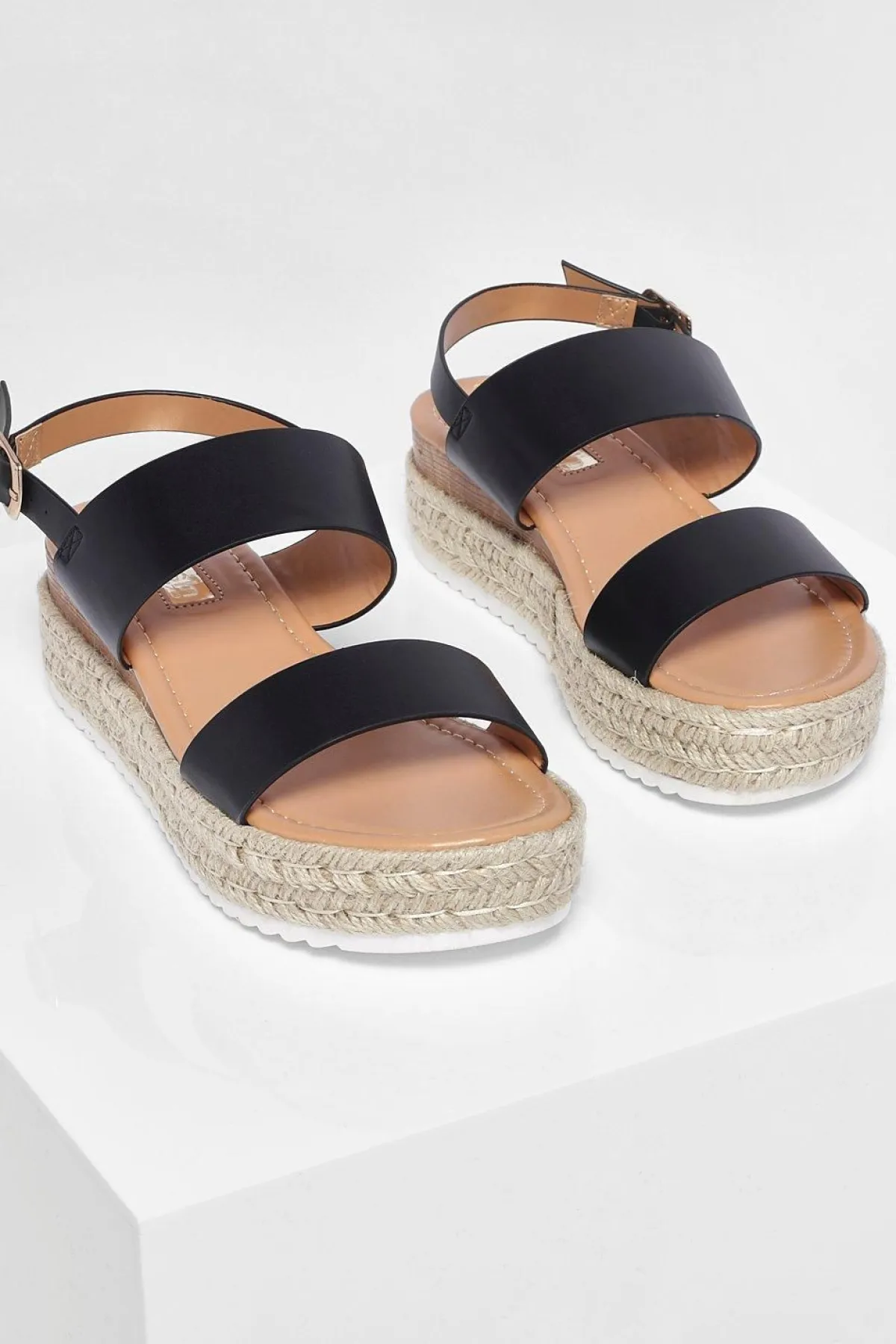 boohoo Espadrilles à plateforme à double bride< Sandales