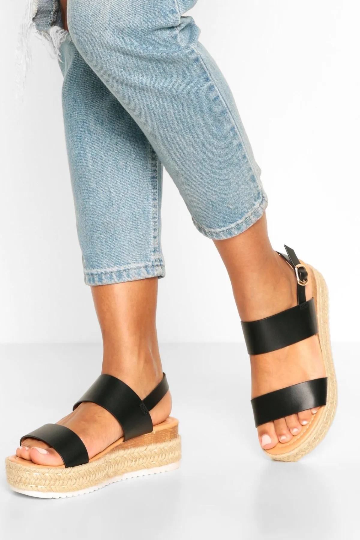 boohoo Espadrilles à plateforme à double bride< Sandales