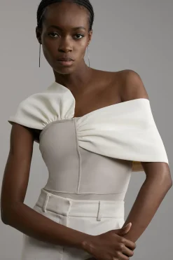 Figure Form Bandage Knit Haut à Bretelles Asymétriques
