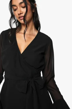 boohoo Flare Sleeve Chiffon Wrap Mini Dress<Femme Robes À Manches Longues|Robes