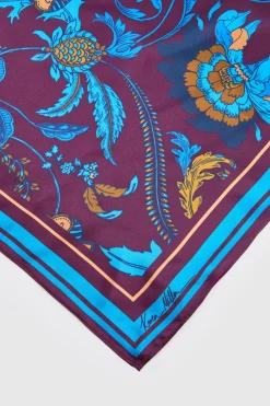 Foulard Carré En Soie Imprimée