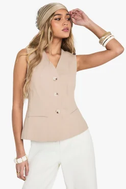Gilet ajusté à l'aspect lin boutonné