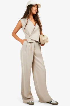 boohoo Gilet asymétrique à boutons sur le devant<Femme Tailleurs|Tops