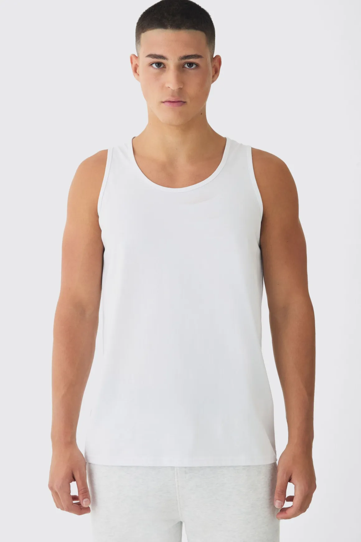 Gilet basique coupe régulière