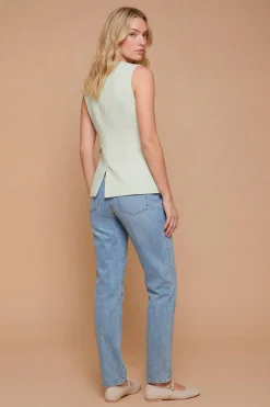 Gilet Boutonné Avec Détail De Volants Sur Les Poches