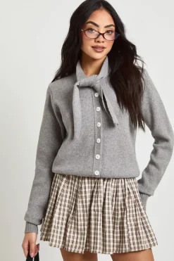 Gilet Boutonné Avec Nœud Au Col
