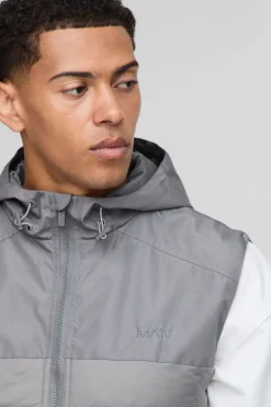 Gilet à capuche matelassé léger à coupe régulière