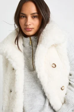 Gilet à col oversize en synthétique