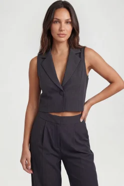 boohoo Gilet Court Ajusté Aspect Lin Petite<Femme Tailleurs|Tops