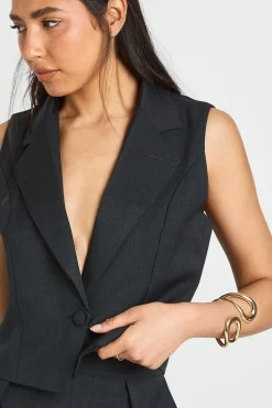 boohoo Gilet Court Ajusté Effet Lin Pour Grande Taille<Femme Tailleurs|Tops