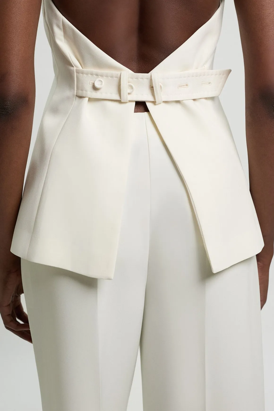 Gilet De Smoking Cintré En Crêpe Dos Satin