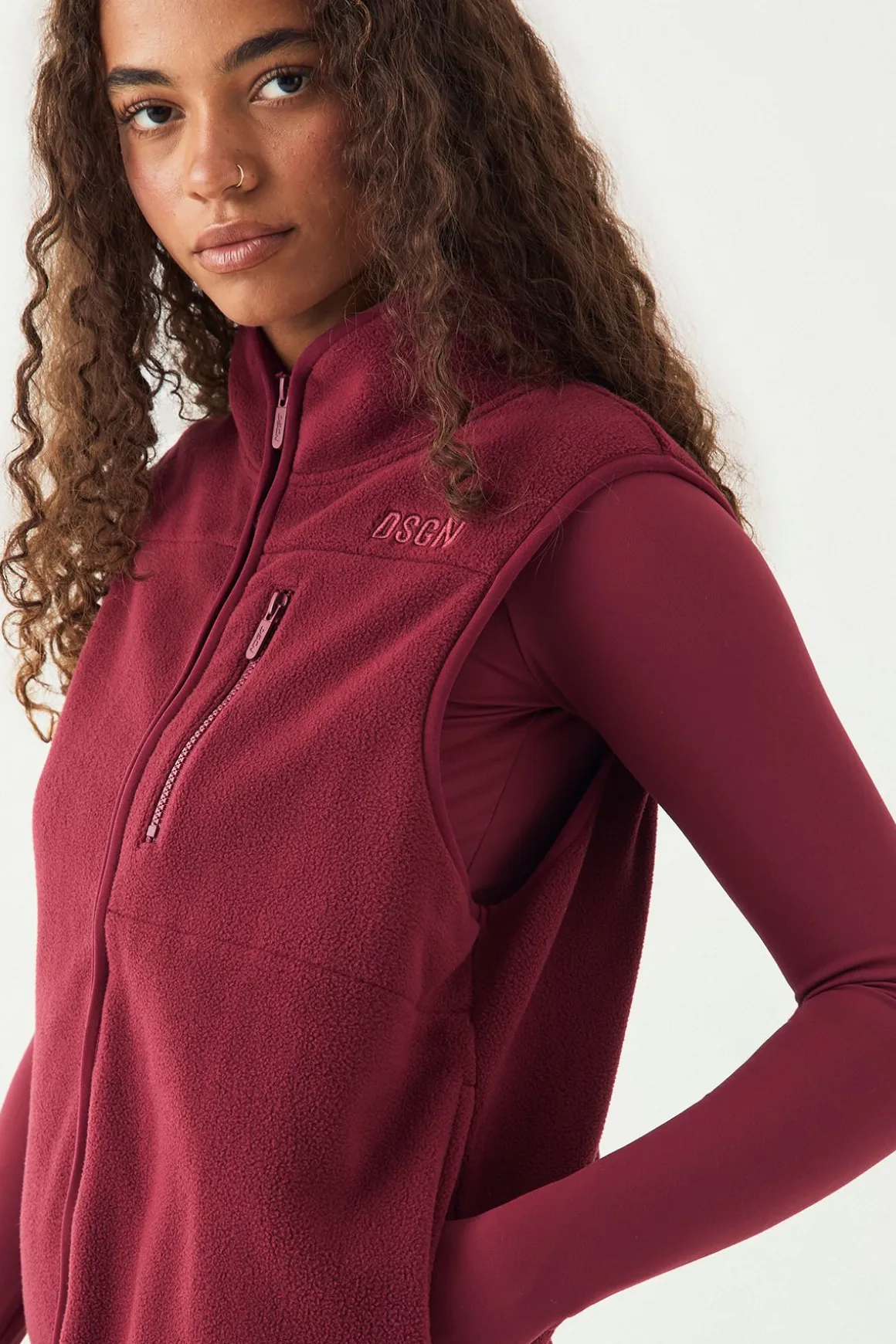 Gilet DSGN Studio Sport en Polaire avec Détails de Poches
