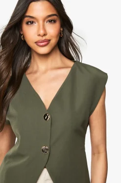 boohoo Gilet en crêpe avec détails de boutons dorés et col en V<Femme Tailleurs|Tops