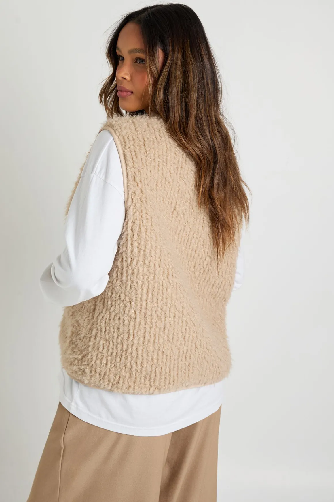 Gilet en synthétique texturé
