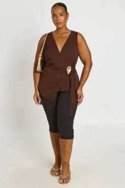Gilet Grande Taille Avec Détail De Garniture À La Taille