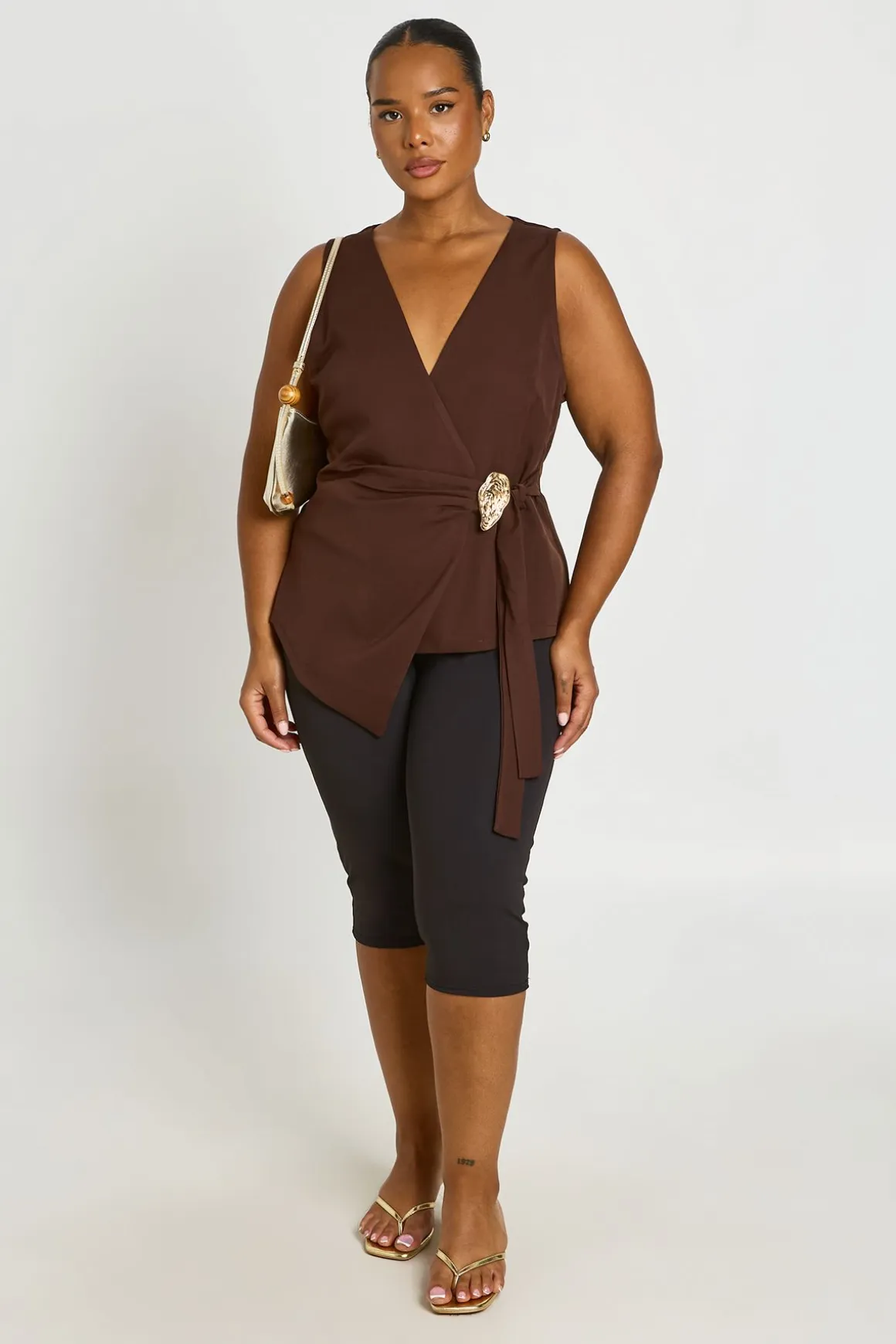 Gilet Grande Taille Avec Détail De Garniture À La Taille