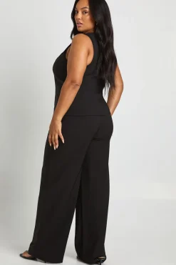 Gilet à la coupe asymétrique orné d'un détail de galon doré Plus et pantalon tailleur à jambes larges assorti