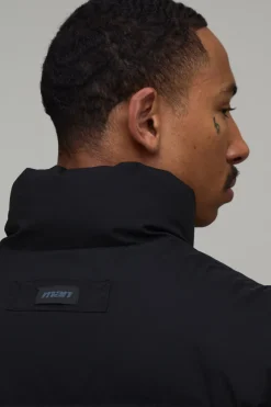 boohooMAN Gilet Matelassé Homme Coupe Regular Poids Moyen Essentiel<Homme Essentiels|Manteaux Et Vestes