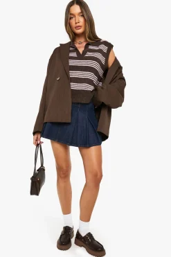 boohoo Gilet tricoté à col, encolure en V et fines rayures<Femme Looks Chocolat|Pulls Et Gilets