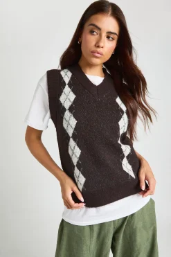 boohoo Gilet Tricoté À Col V Et Motif Losanges<Femme Looks Chocolat|Tops