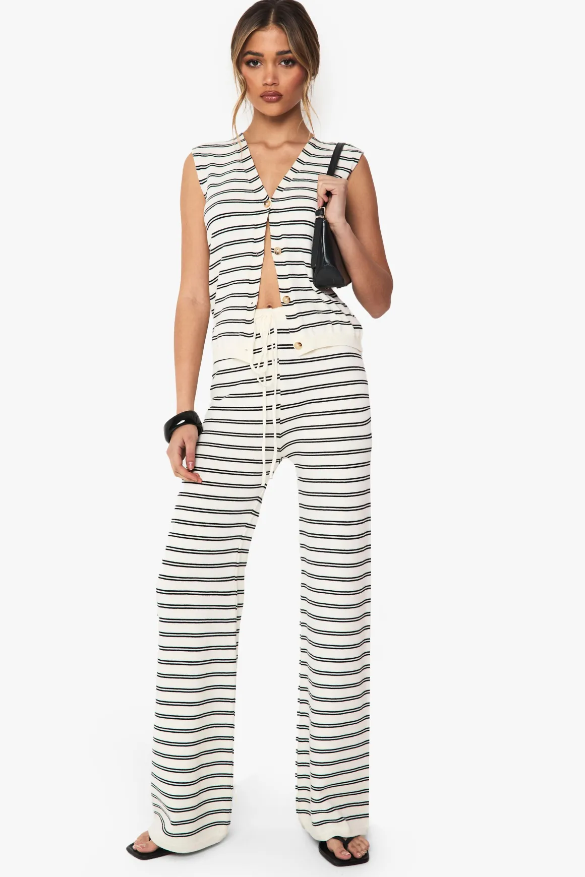 Gilet tricoté super doux à rayures