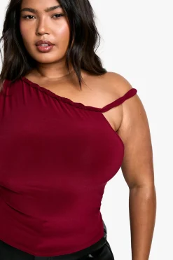 boohoo Grande taille - Body asymétrique à épaules dénudées<Femme Tops