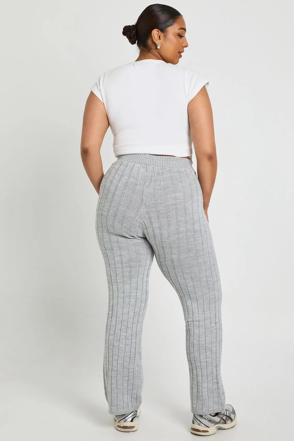 boohoo Grande taille - Pantalon droit en maille<Femme Pulls Et Gilets|Toutes Les Mailles