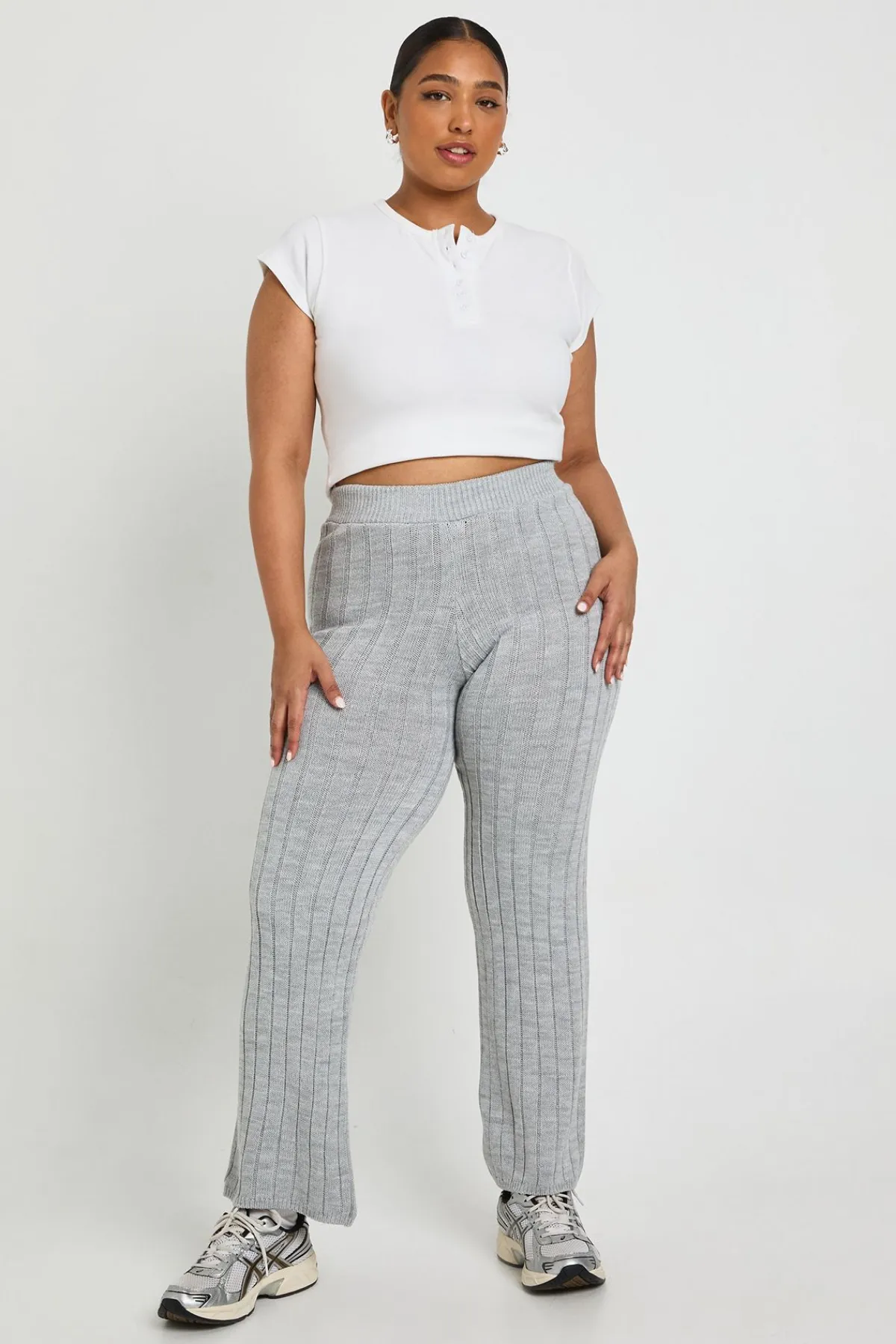 boohoo Grande taille - Pantalon droit en maille<Femme Pulls Et Gilets|Toutes Les Mailles